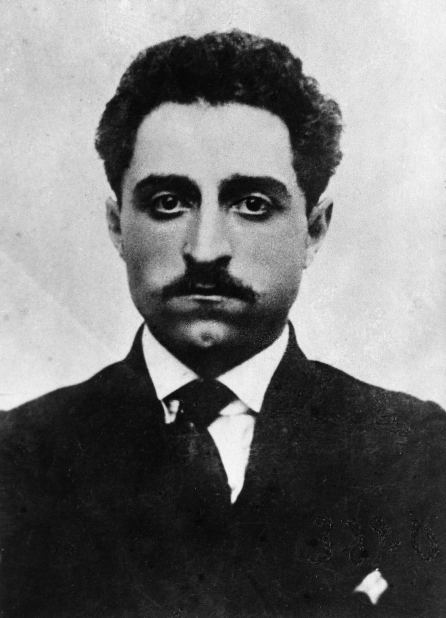Grigoriy Konstantinovich Ordzhonikidze (Sergo Ordzhonikidze), gdy był uczniem szkoły partii bolszewickiej w Longjumeau, 1911. autorstwa Unknown