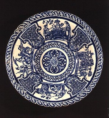 Patelnia do mleka Delft, wykonana dla Marii II (1662-94) po jej wstąpieniu w 1688 r. (ceramika) autorstwa Dutch School