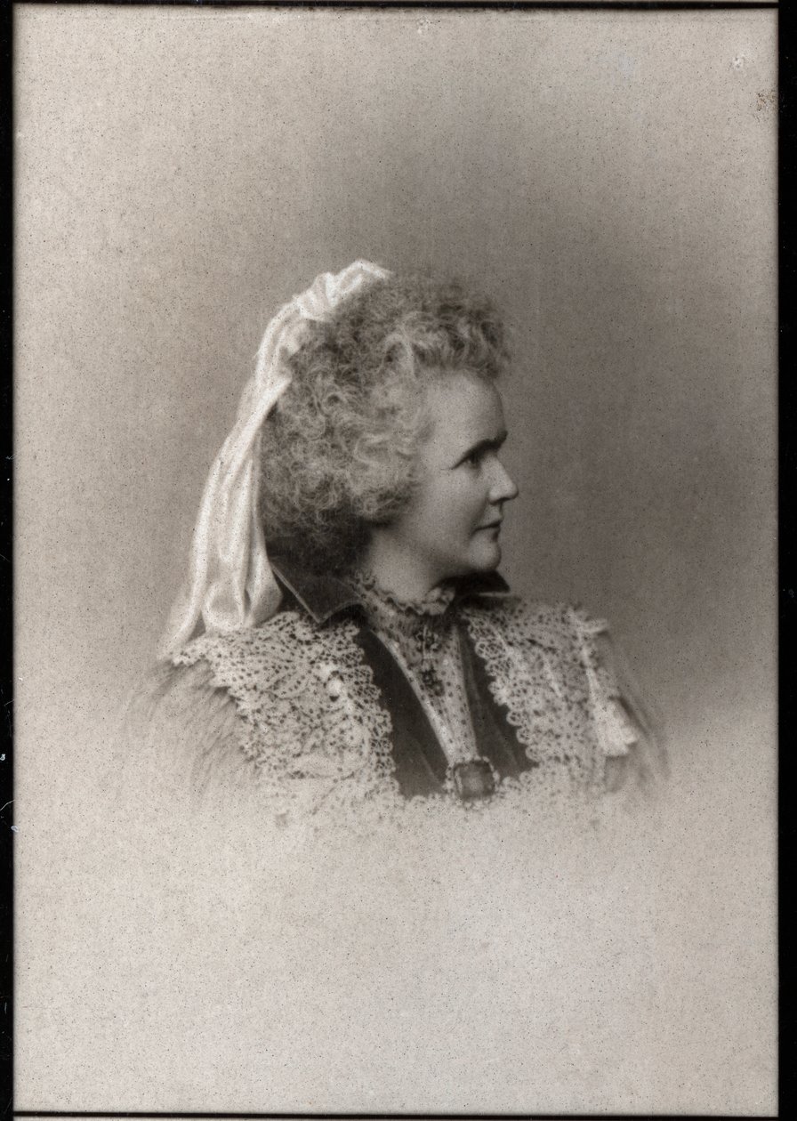 Portret Elżbiety z Wied (1843-1916), królowej Rumunii. autorstwa French Photographer