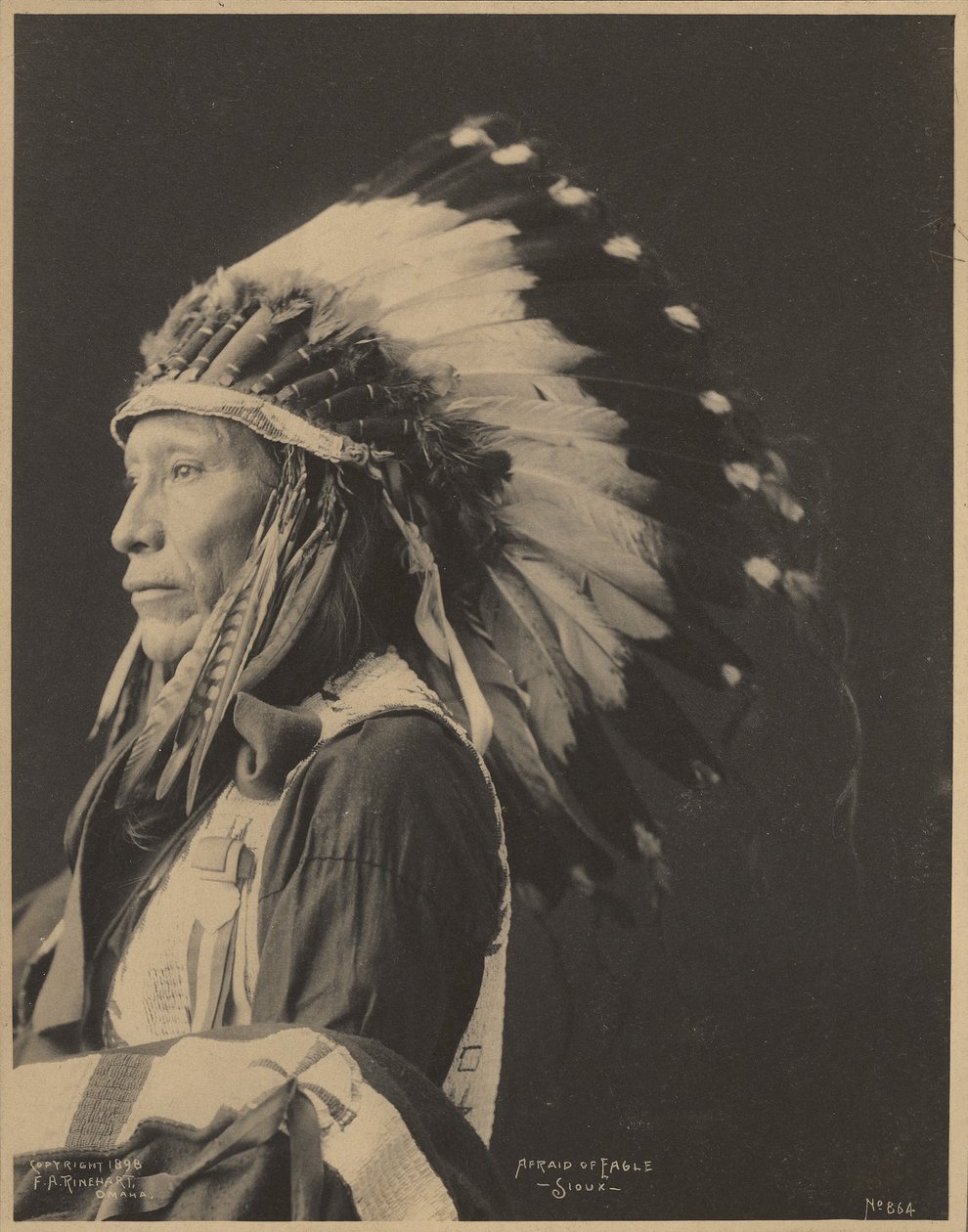 Boi się orła, Sioux autorstwa Adolph F. Muhr