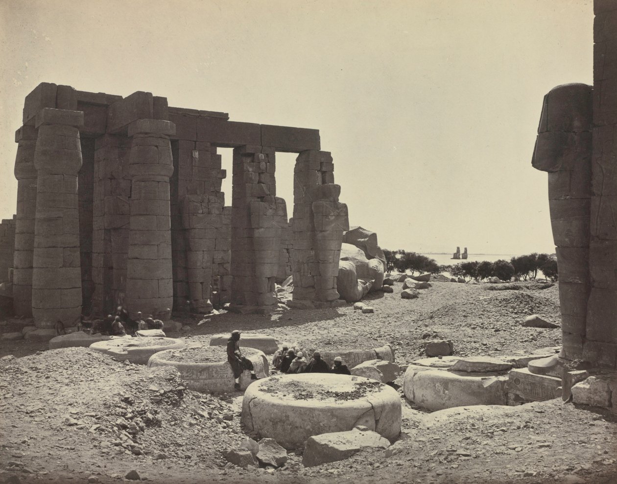 Ramesseum, Teby, 1869. autorstwa Adolphe Braun