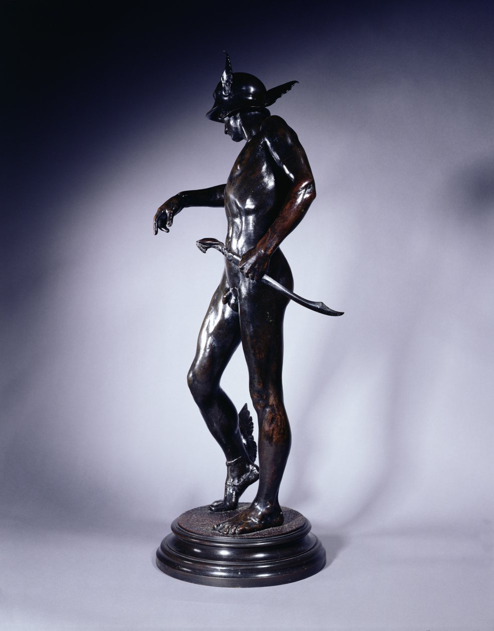 Perseusz uzbrajający się, 1882 (brąz (zob. też 353101) autorstwa Alfred Gilbert