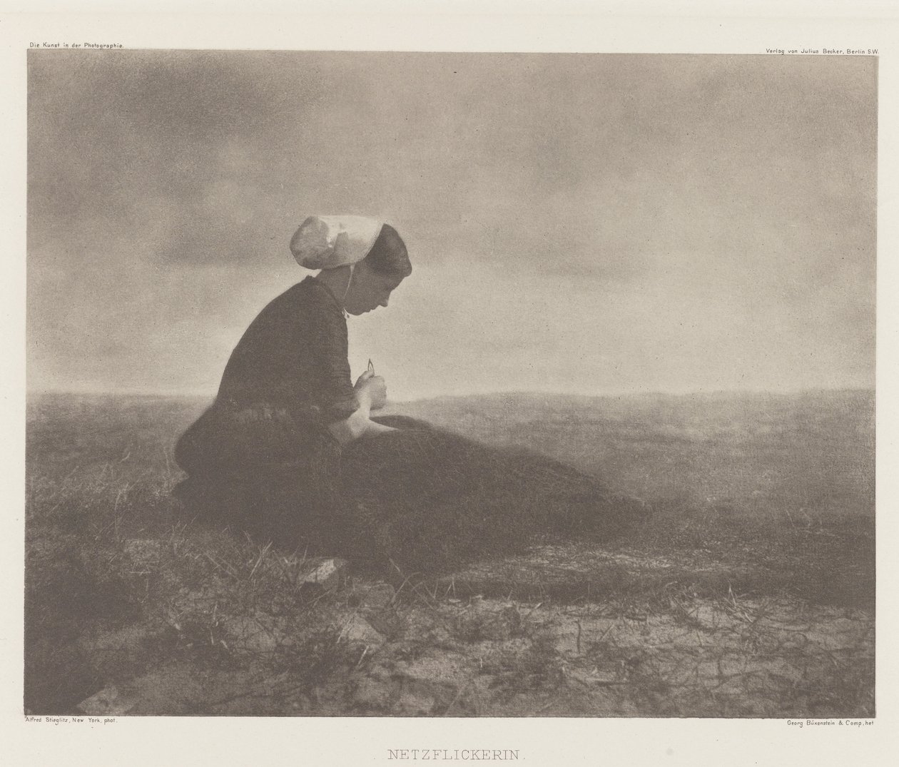 Netzflickerin (Sieci naprawcze), Katwijk 1894 autorstwa Alfred Stieglitz