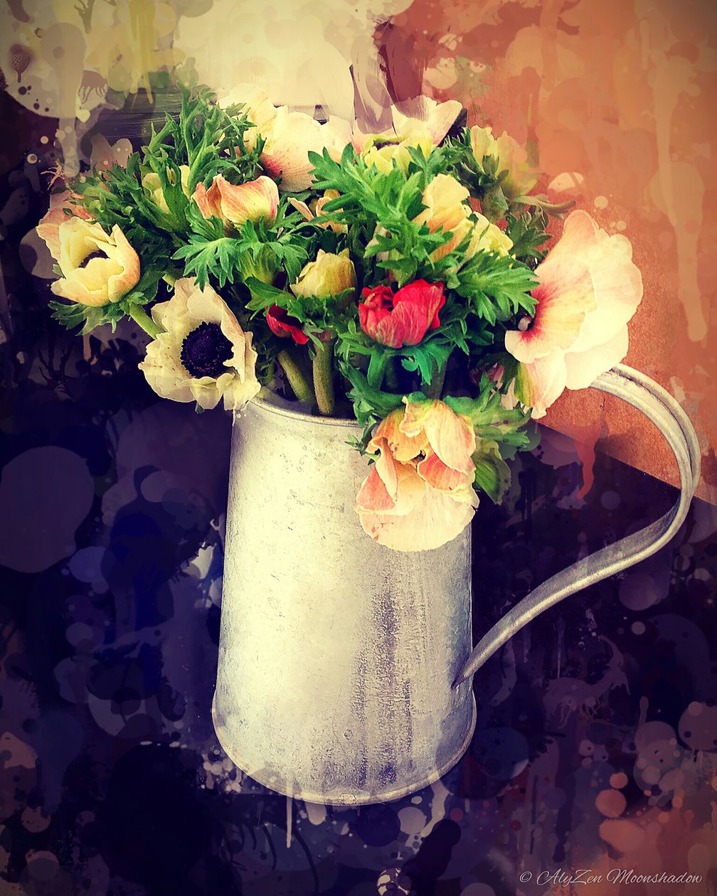 Anemones in Jug, 2014, (fonografia cyfrowa mieszana) autorstwa AlyZen Moonshadow