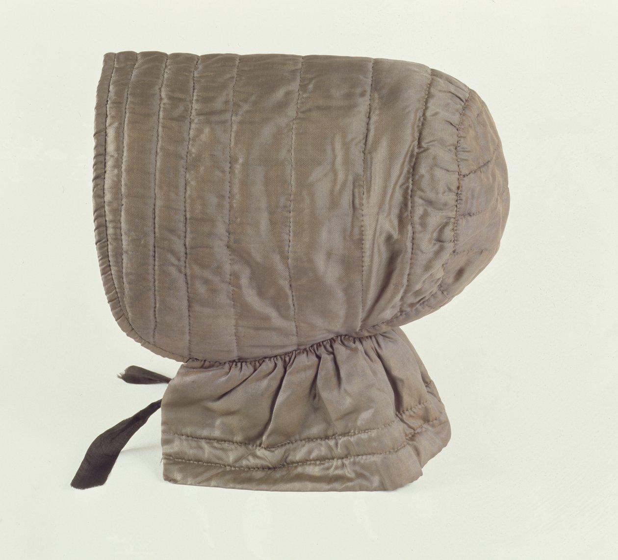Quaker Bonnet, c.1780 (tekstylny) autorstwa American School