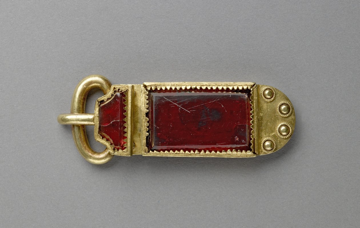 Klamra (granat i złoto) autorstwa Anglo Saxon