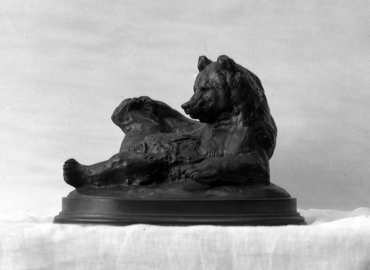 Siedzący niedźwiedź, model 1833 (brąz) autorstwa Antoine Louis Barye