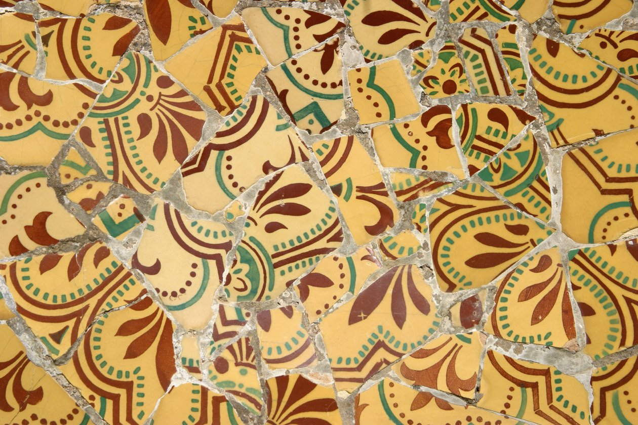 Dachówka ceramiczna, 1900-14 (ceramika) autorstwa Antonio Gaudi