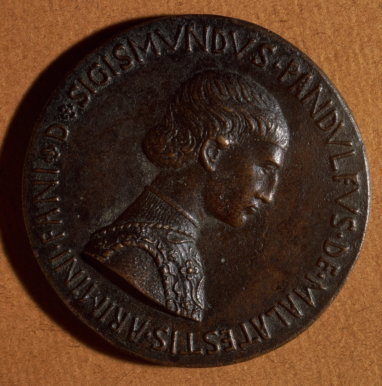 Wizerunek Sigismondo Pandolfo Malatesty (Rimini, Rimini-1417) autorstwa Antonio Pisanello