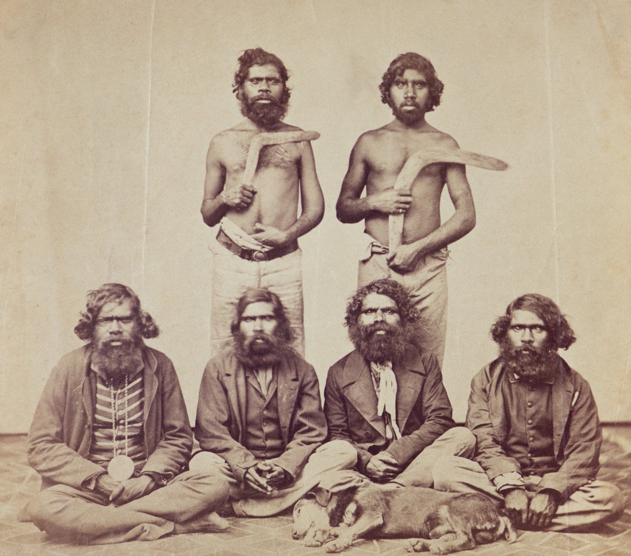 Aborygeni, c.1870 (druk albumowy) autorstwa Australian Photographer
