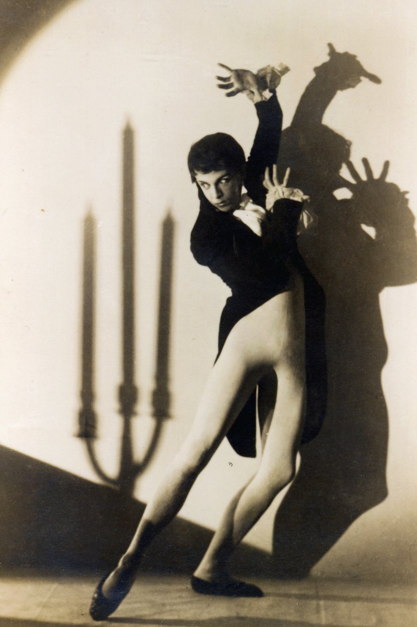 Robert Helpmann (1909-86) w Objawieniach, 1936 autorstwa Australian Photographer