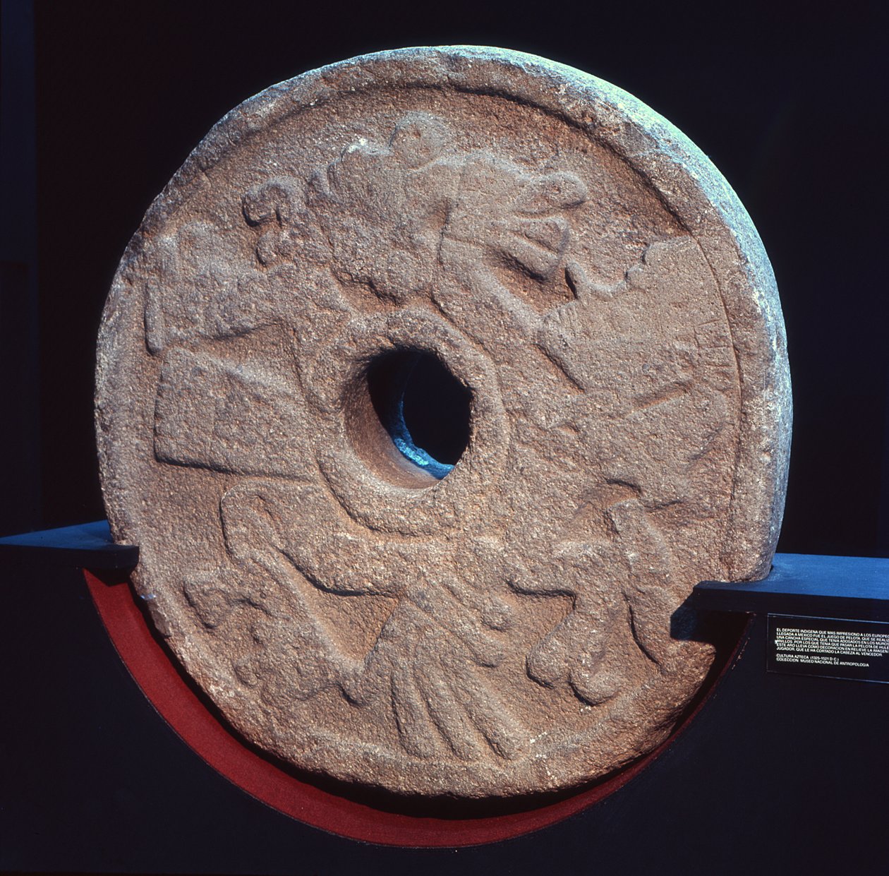 Kamień używany w grze w pelota autorstwa Aztec