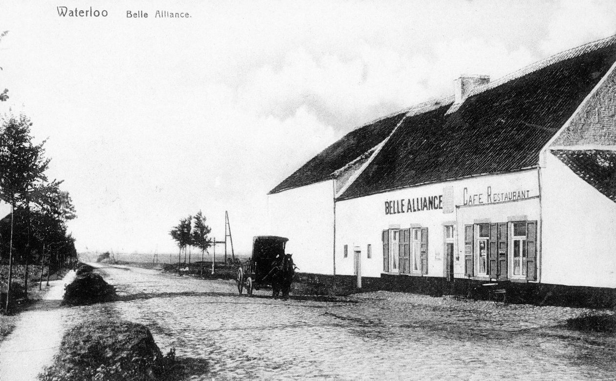 The Belle Alliance Inn, siedziba Napoleona podczas bitwy pod Waterloo, pocztówka pamiątkowa, ok. 1912 (fotolitho) autorstwa Belgian Photographer