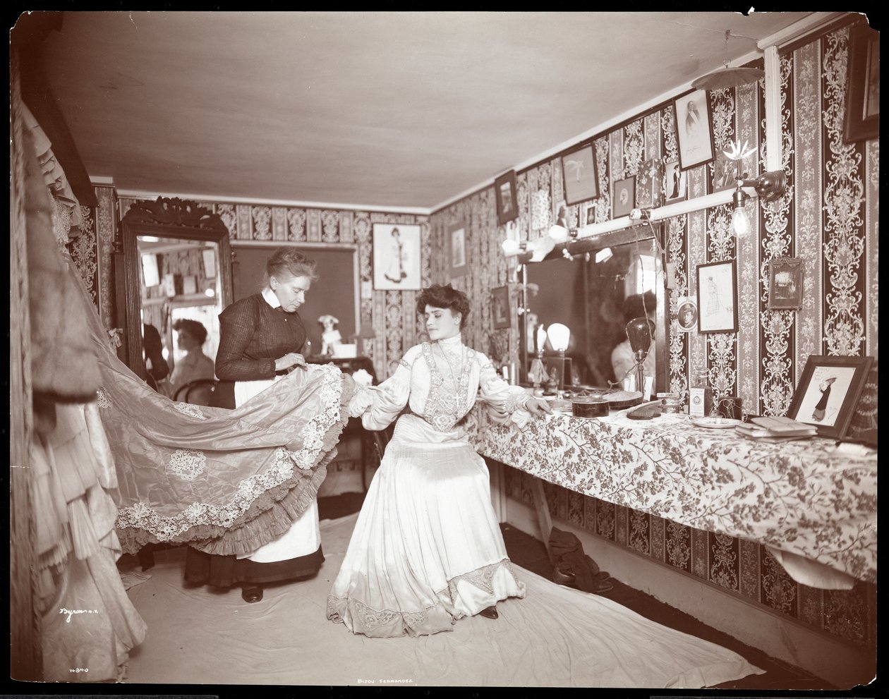 Bijou Fernandez, 1902 (odbitka żelatynowa) autorstwa Byron Company