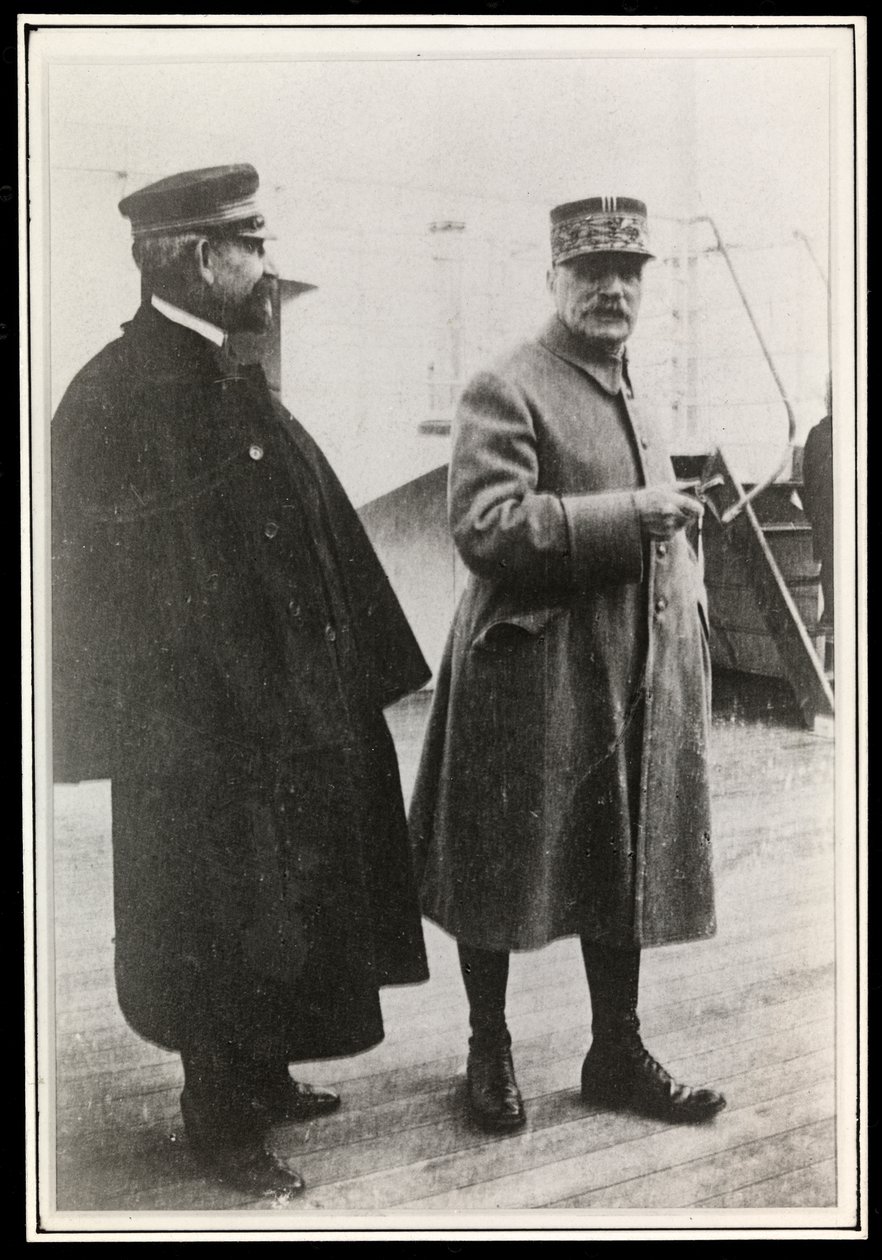 Marszałek Foch na SS "Paryż", 1906 (srebrny odbitka żelatynowa) autorstwa Byron Company