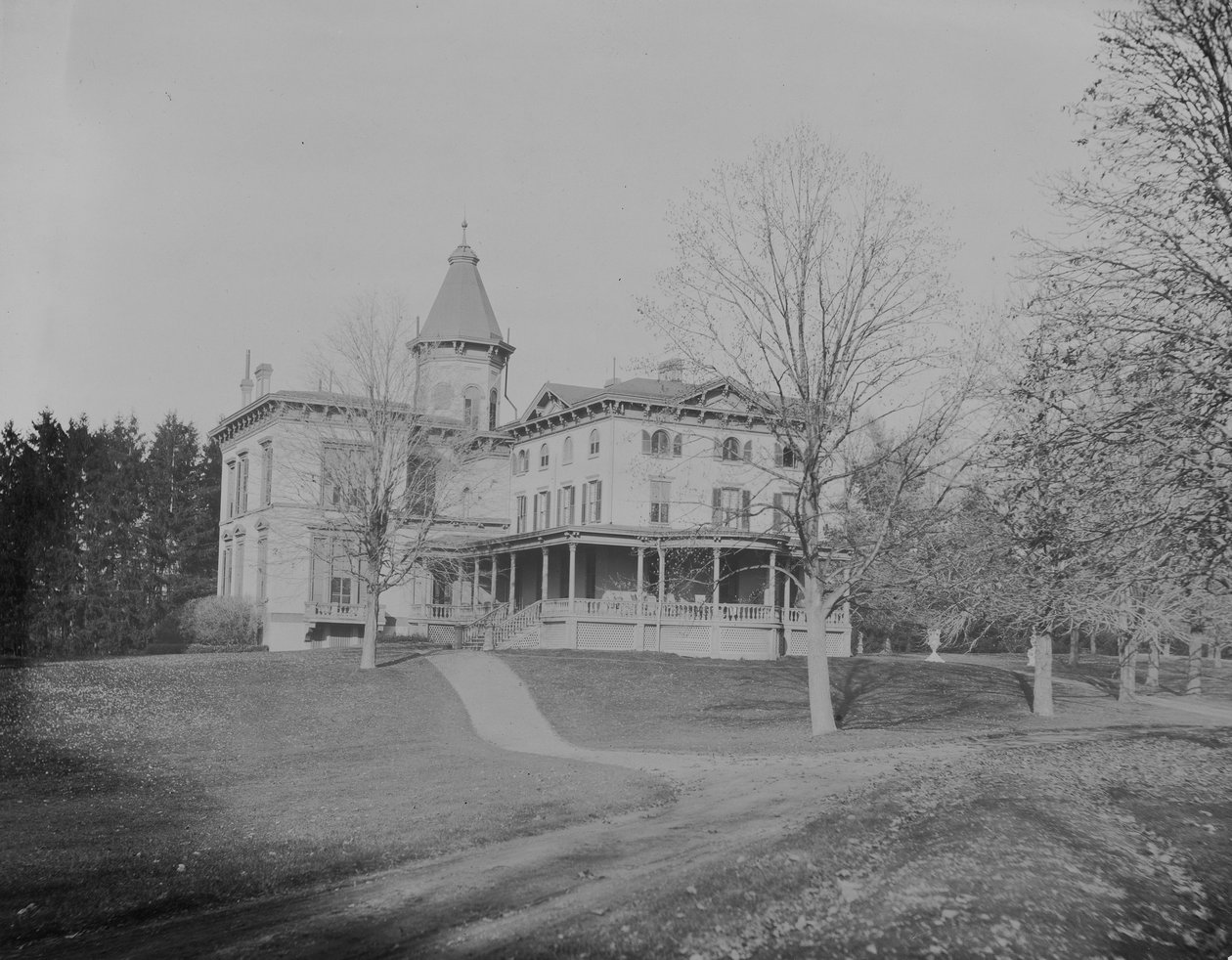 Rezydencja Johna Jacoba Astora w Rhinecliff, Nowy Jork, 1893-94 (srebrny odbitka żelatynowa) autorstwa Byron Company