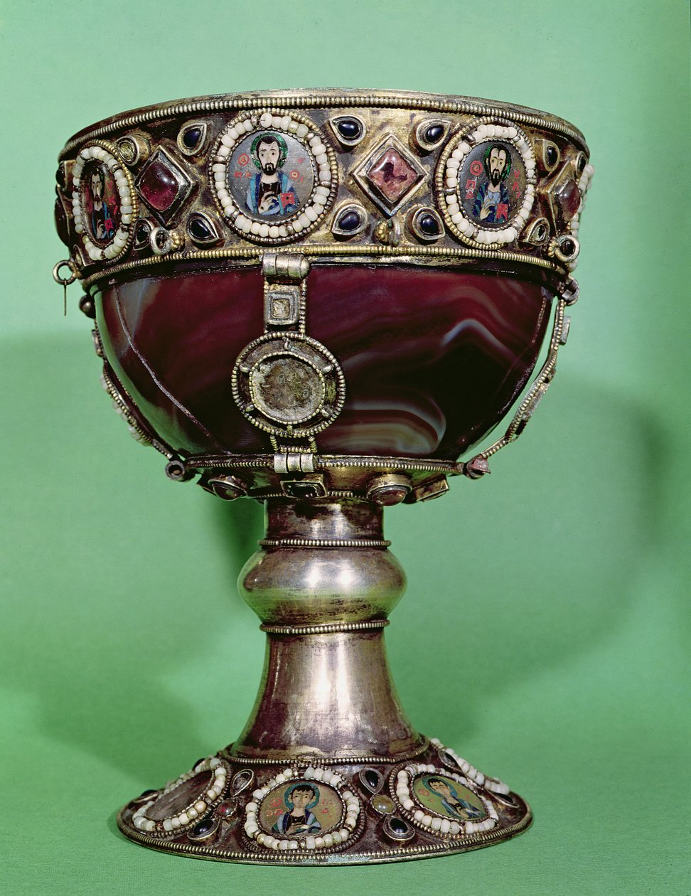 Kielich (kwarc, emalia i złocone srebro) autorstwa Byzantine