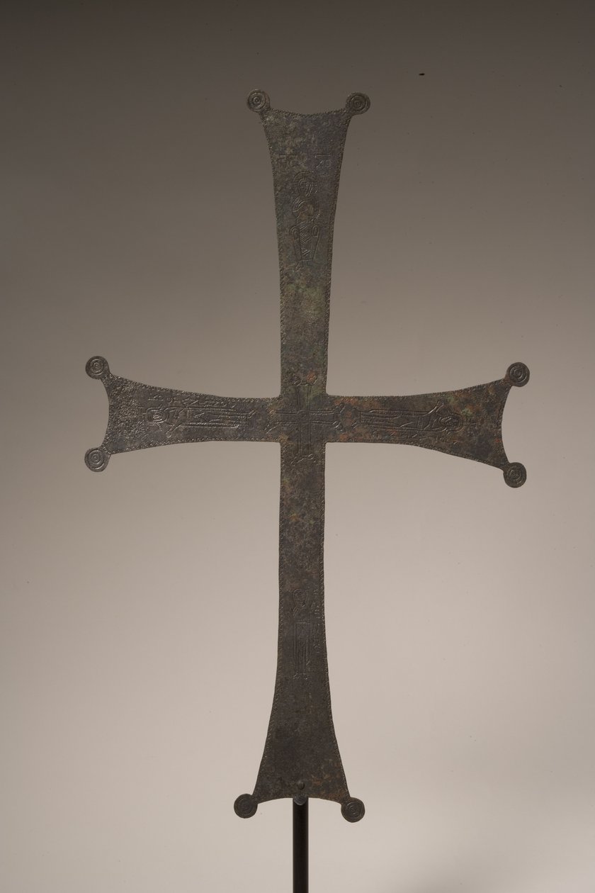 Krzyż procesyjny z wyrytym napisem, X-XII wne (brąz) (patrz też 247952) autorstwa Byzantine