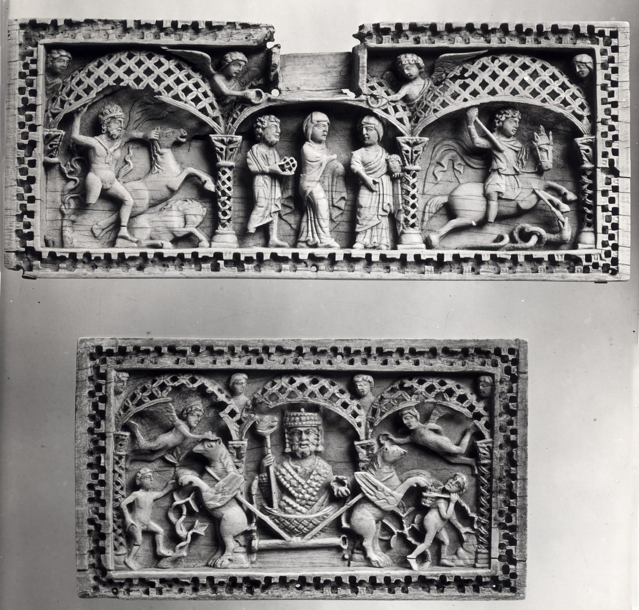 Dwie tabliczki ze skrzyni (zob. także 280124) autorstwa Byzantine
