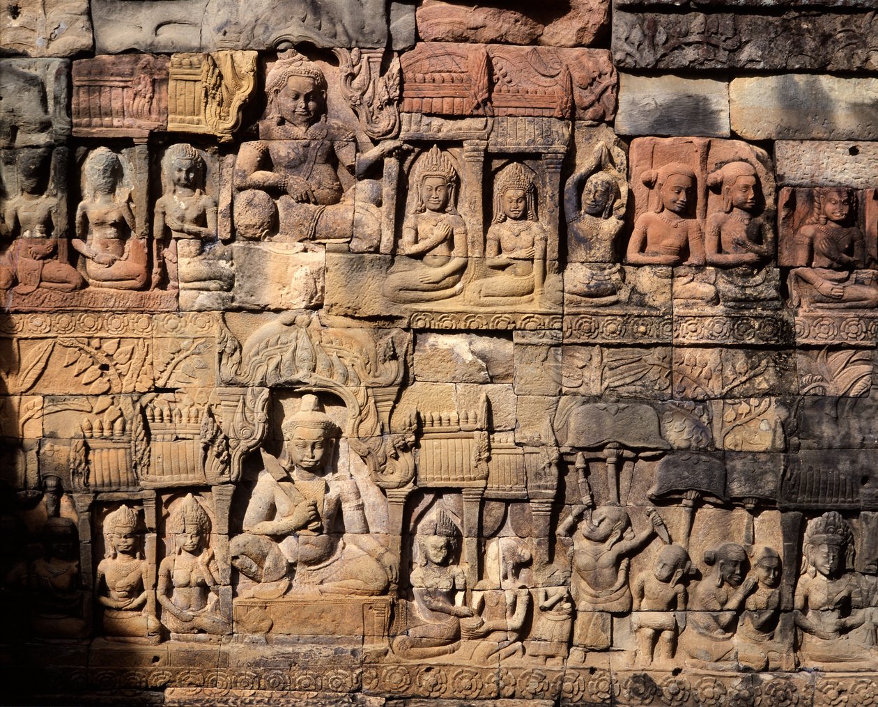 Fragment kamiennego tarasu króla trędowatych autorstwa Cambodian School