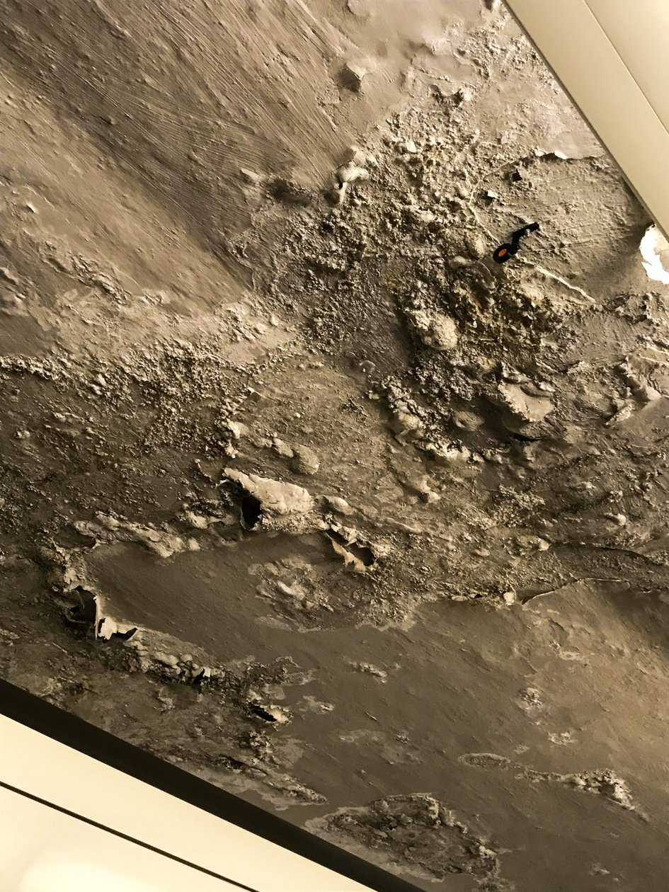 Skład - Metro, 2019 (zdjęcie) autorstwa Cécile Jamet
