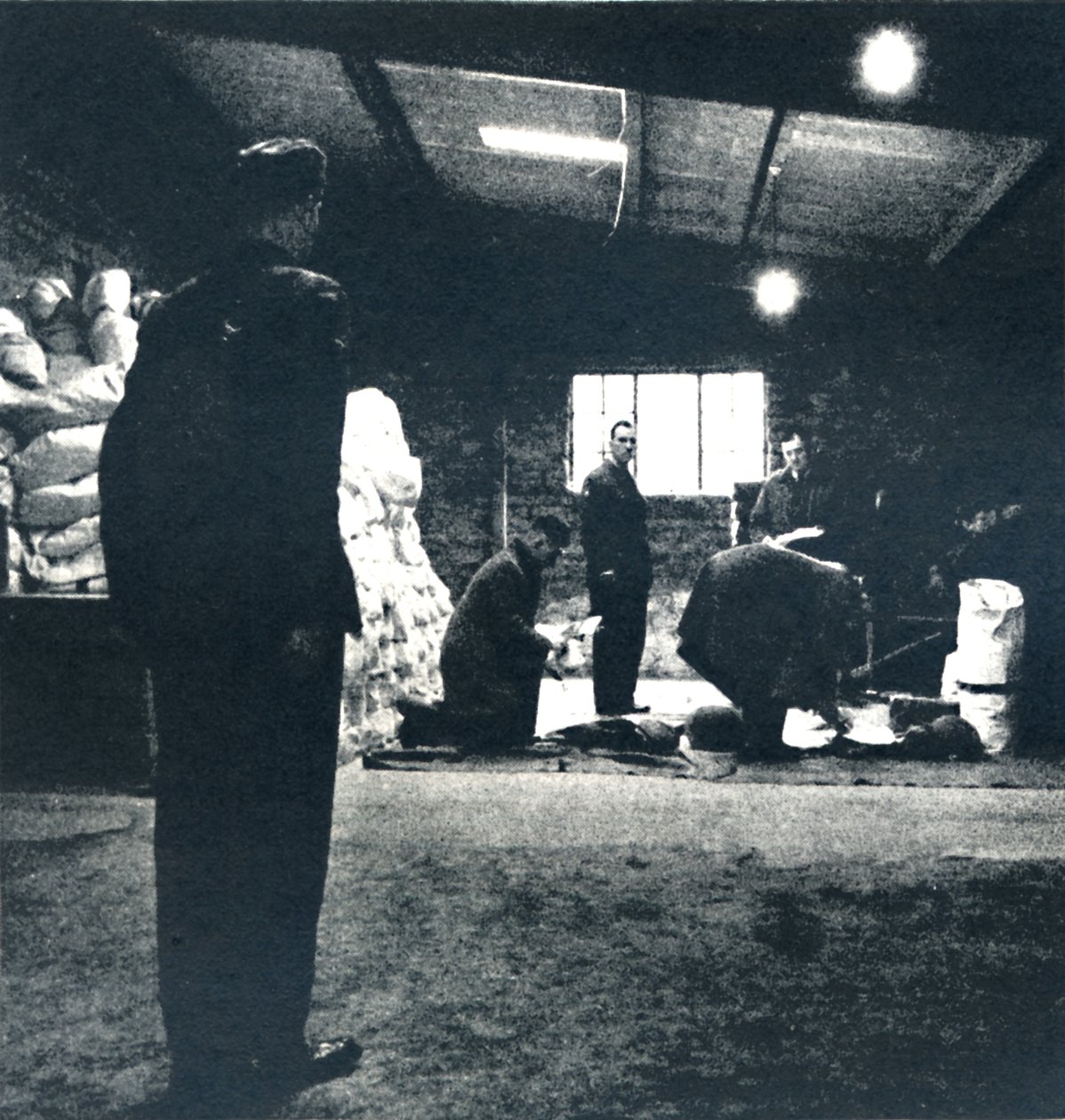 Dystrybucja zestawów, 1941 autorstwa Cecil Beaton