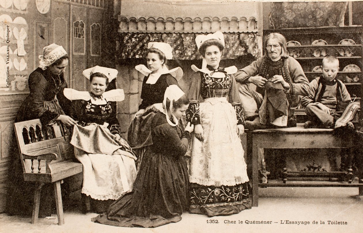 Stara pocztówka/rodzina bretońska/Bretania/Francja autorstwa Augustus Kollner