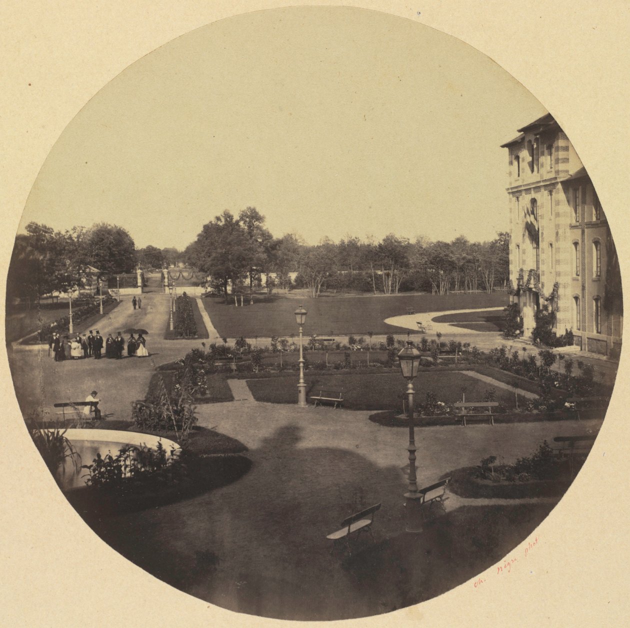 Azyl w Vincennes, c. 1859. autorstwa Charles Nègre