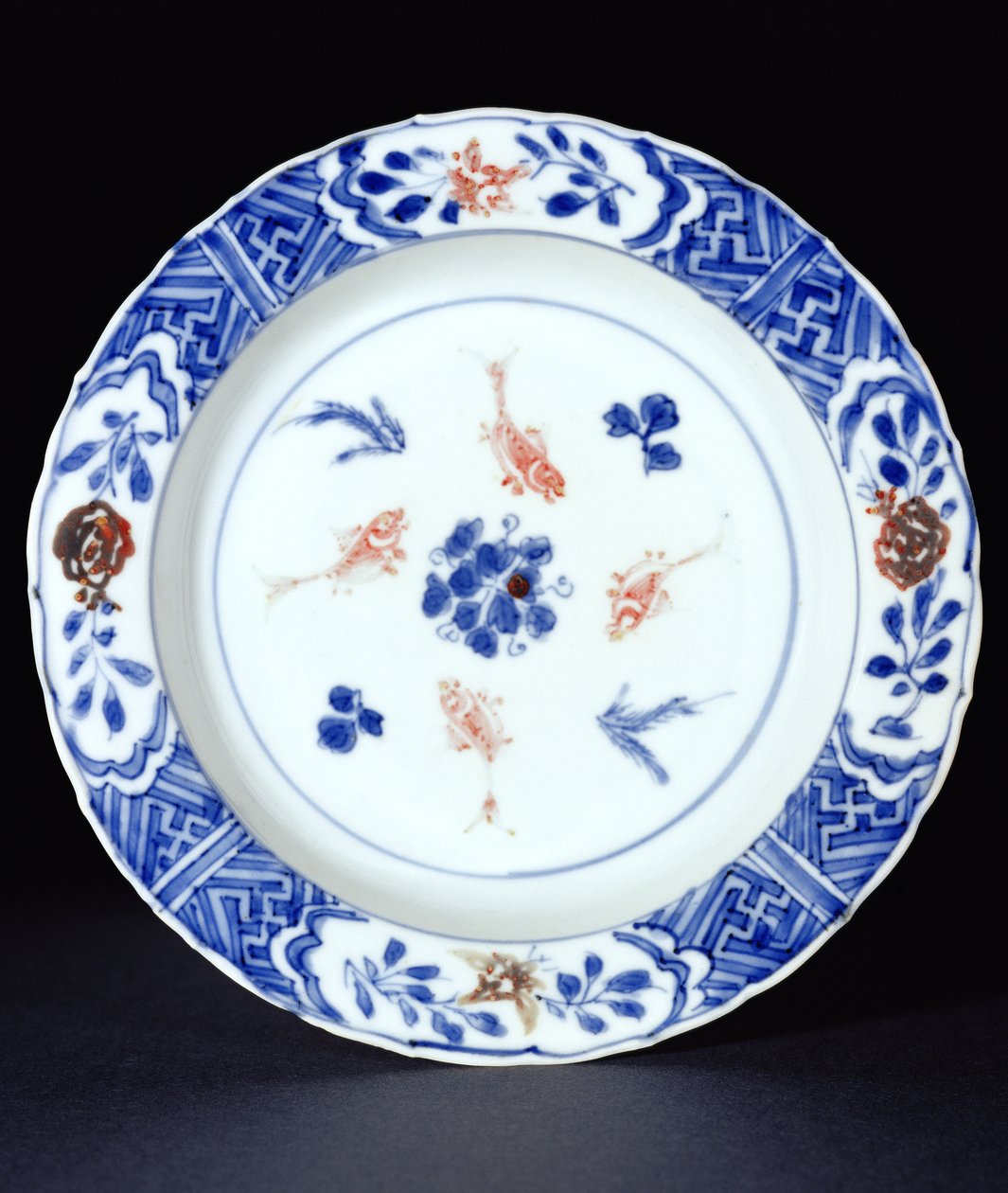 Talerz zdobiony błękitem podszkliwnym z akcentami czerwieni miedzianej, późna dynastia Ming, ok. 1630 (porcelana) autorstwa Chinese School