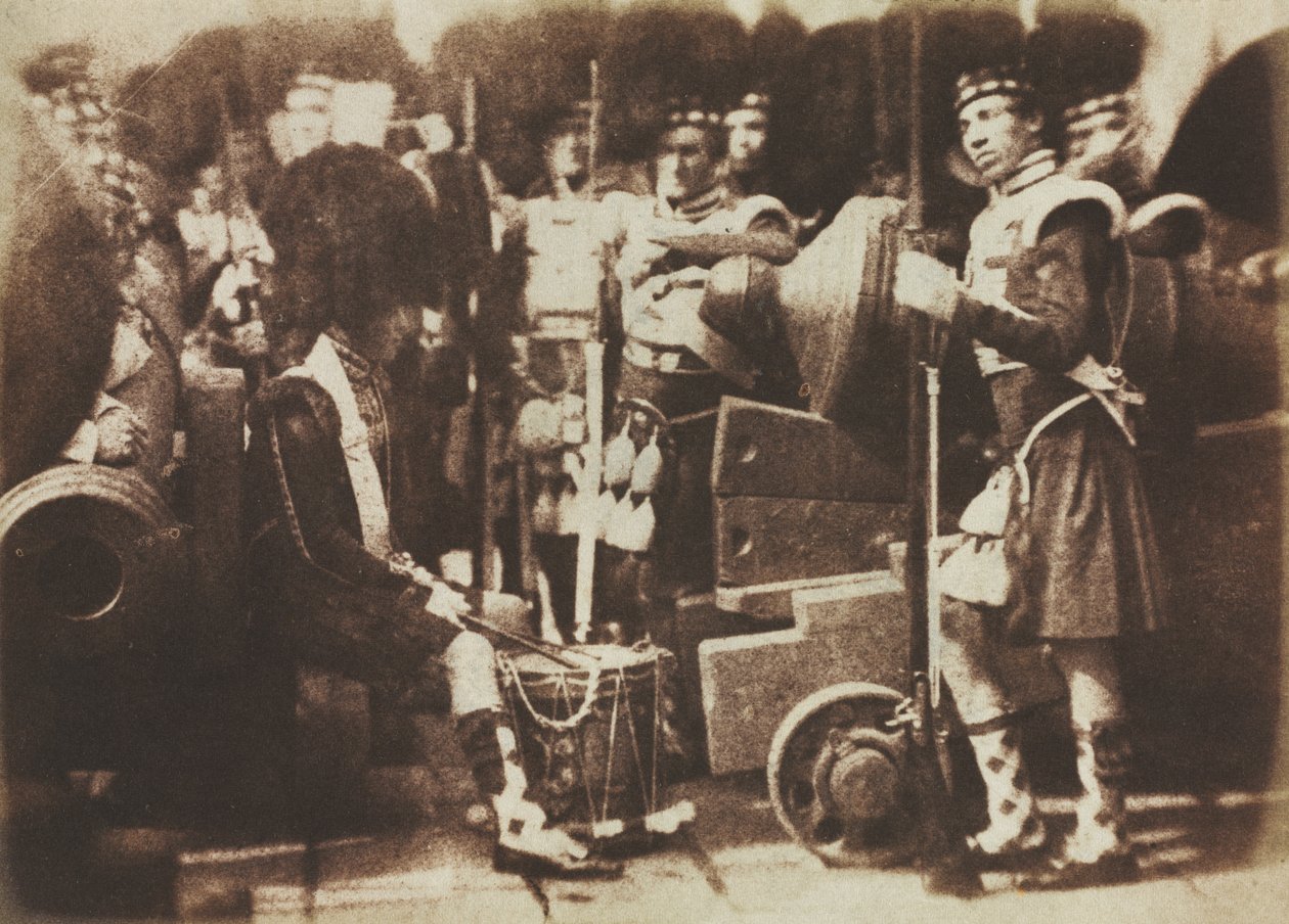 Scots Guards na zamku w Edynburgu autorstwa David Octavius Hill