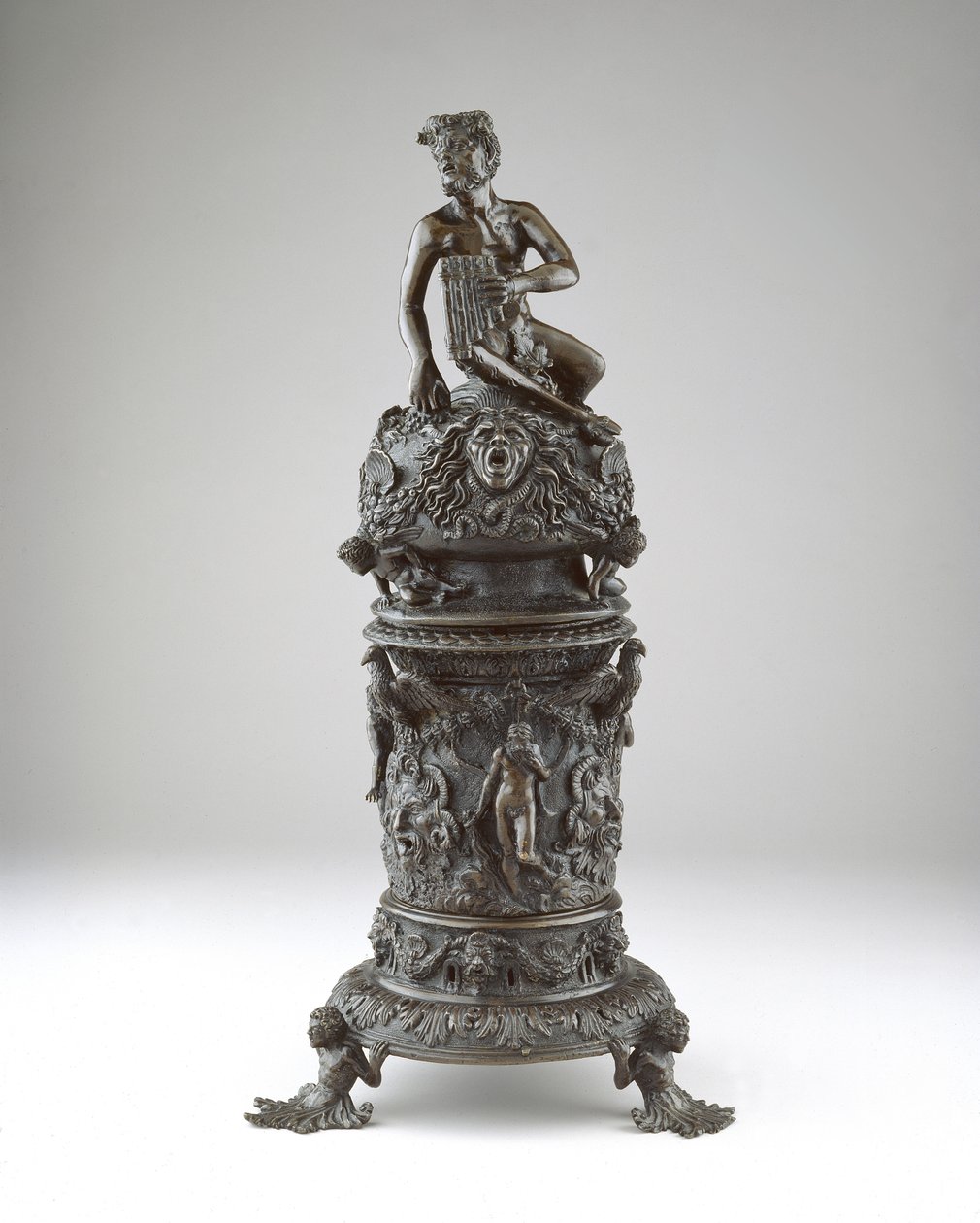 Palnik do perfum, ok.1530-40 (brąz) autorstwa Desiderio da Firenze