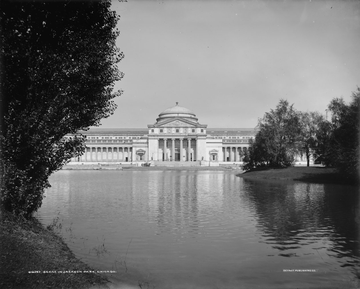 Scena w Jackson Park, Chicago, Illinois, 1890-1901 autorstwa Detroit Publishing Co.