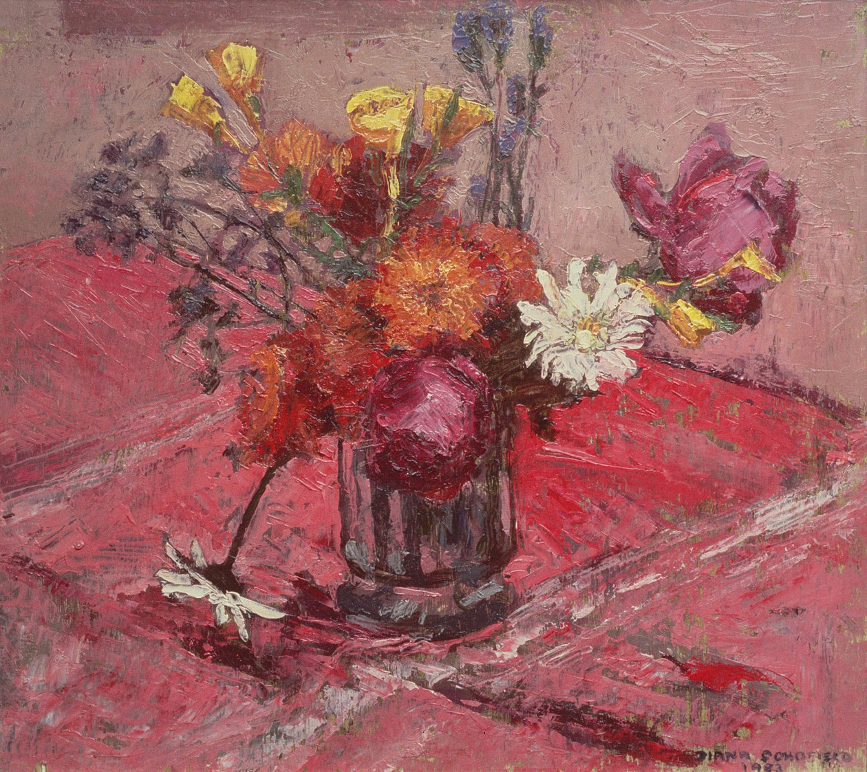 Martwa natura z wazonem z kwiatami, 1983 autorstwa Diana Schofield