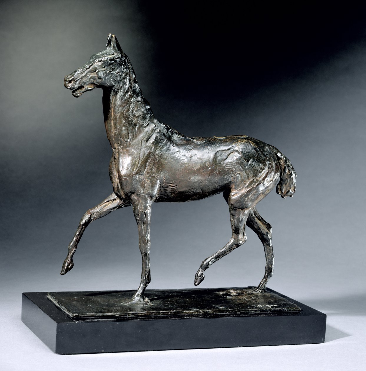 Koń kłusujący (brąz) autorstwa Edgar Degas