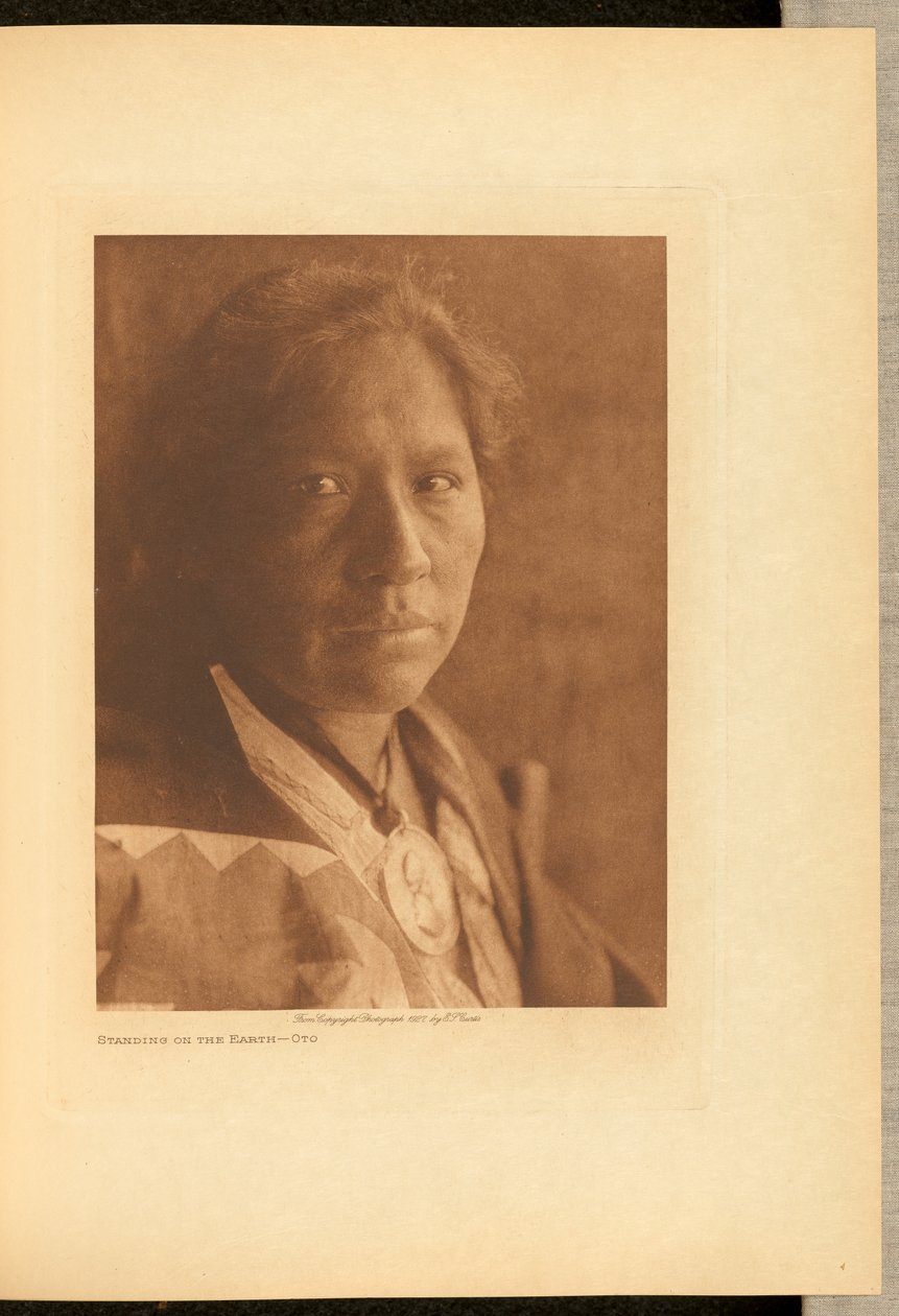 Stojąc na ziemi - Oto autorstwa Edward S. Curtis