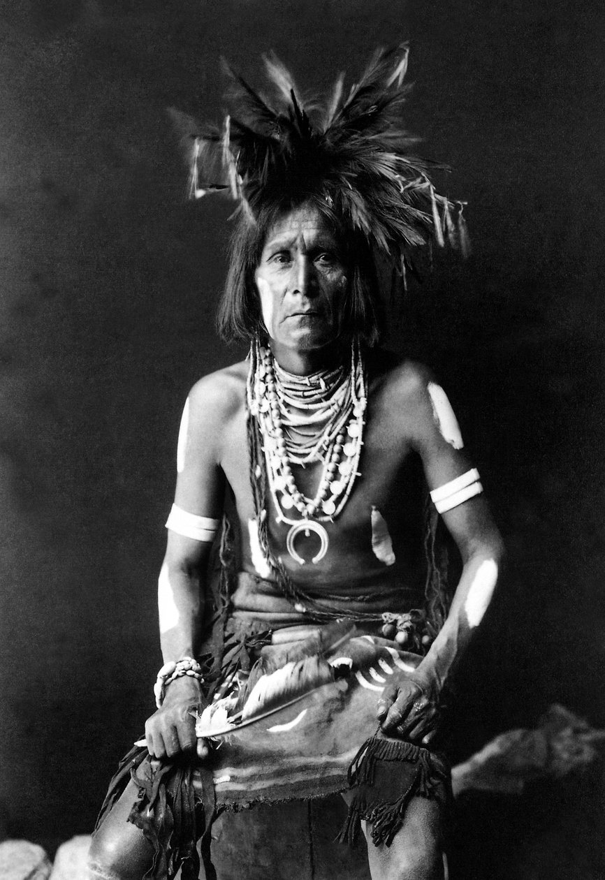 Snake Priest (foto)polonês autorstwa Edward Sheriff Curtis