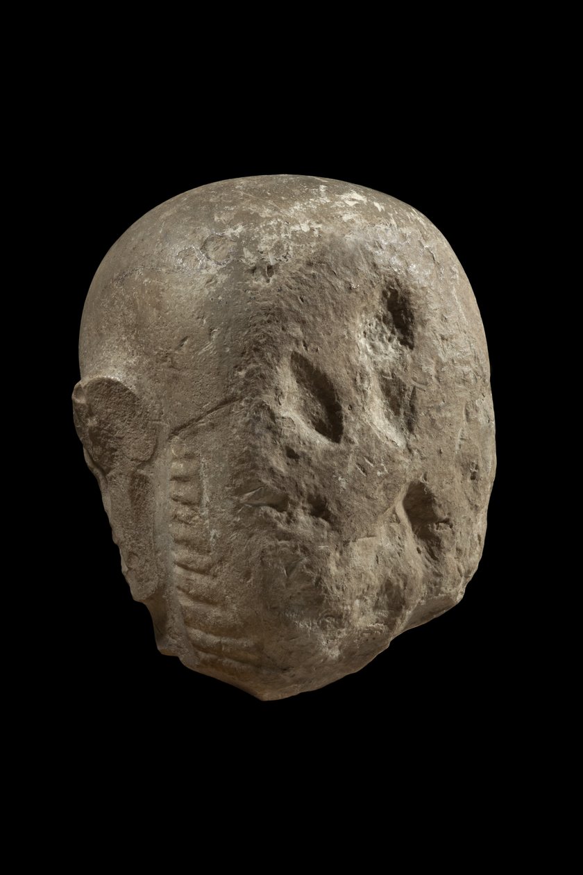 Głowa posągu boga Min (wapień) autorstwa Egyptian