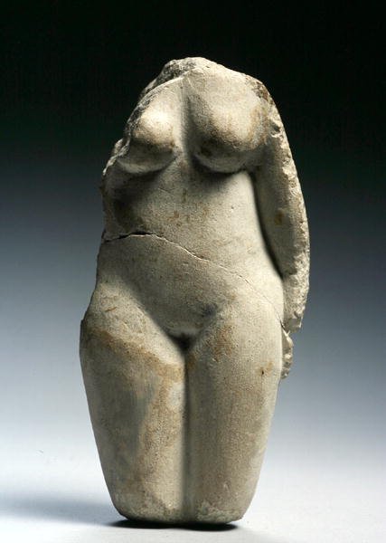 Postać kobieca (wapień) autorstwa Egyptian Ptolemaic Period