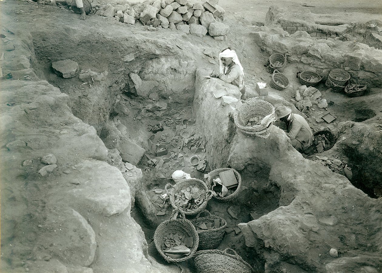 Garstang nagranie odkopanych magazynów z epoki brązu (2000-1500 p.n.e.), 1930 autorstwa English Photographer