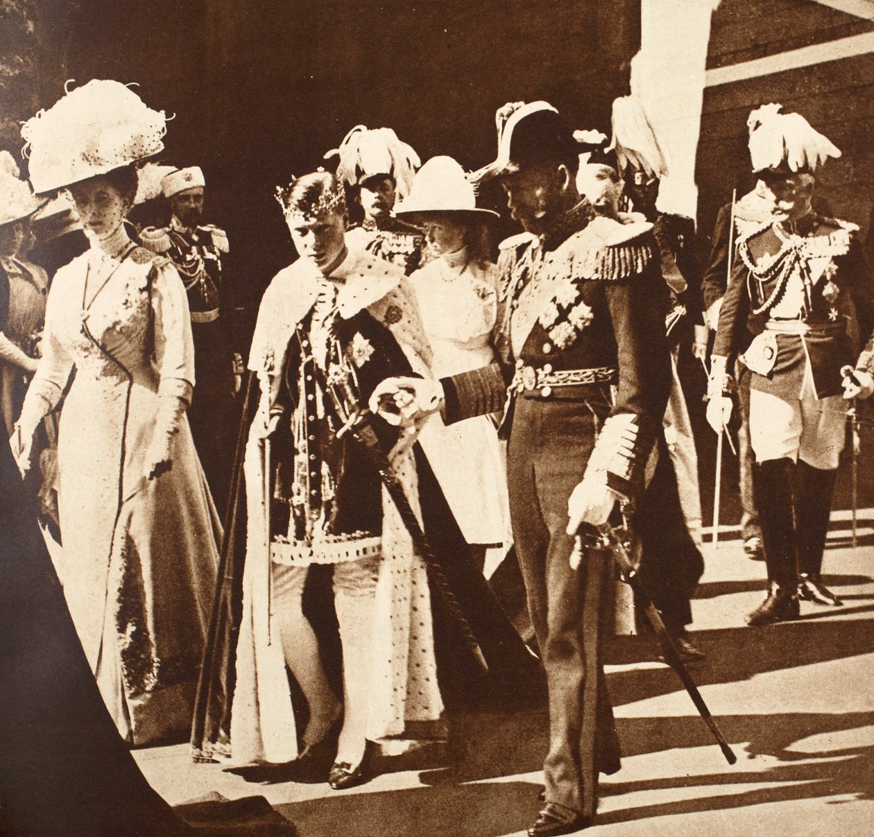 Inwestytura króla Edwarda VIII jako księcia Walii, 1911 r. autorstwa English Photographer