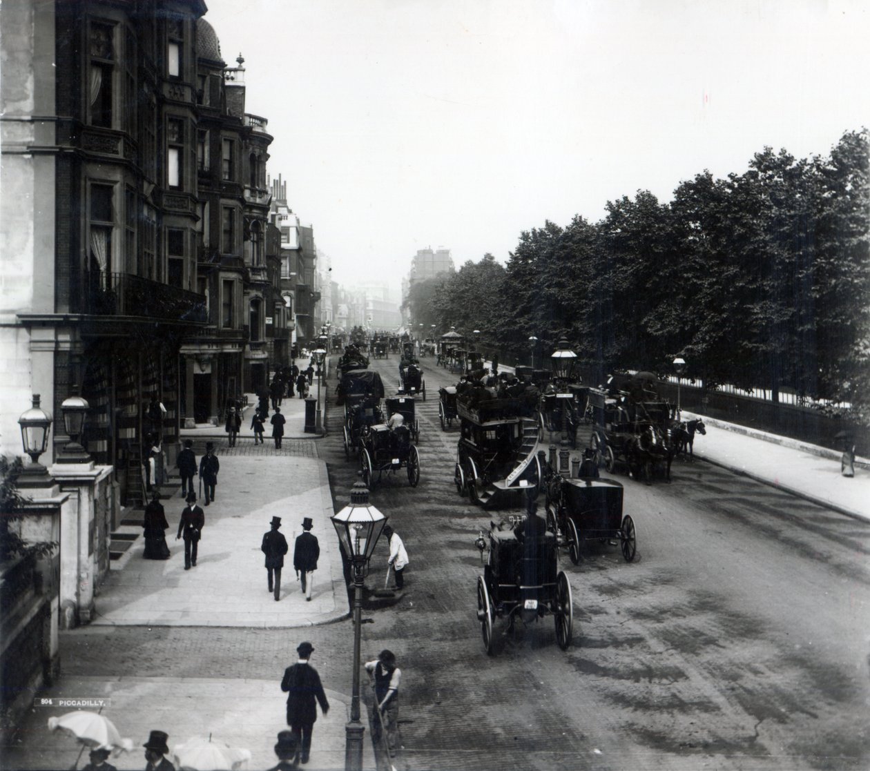 Piccadilly, Londyn autorstwa English Photographer