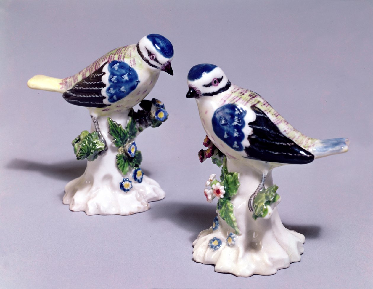 Derby figurki bluetits, ok. 1760 (porcelana) autorstwa English School