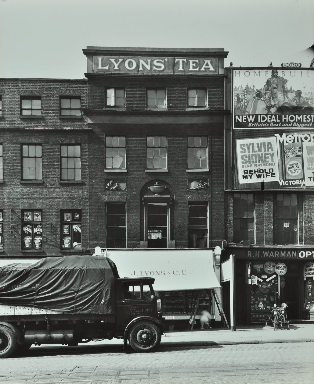 Lyons Coffee House, 7 Blackfriars Road, 1935 autorstwa English Photographer
