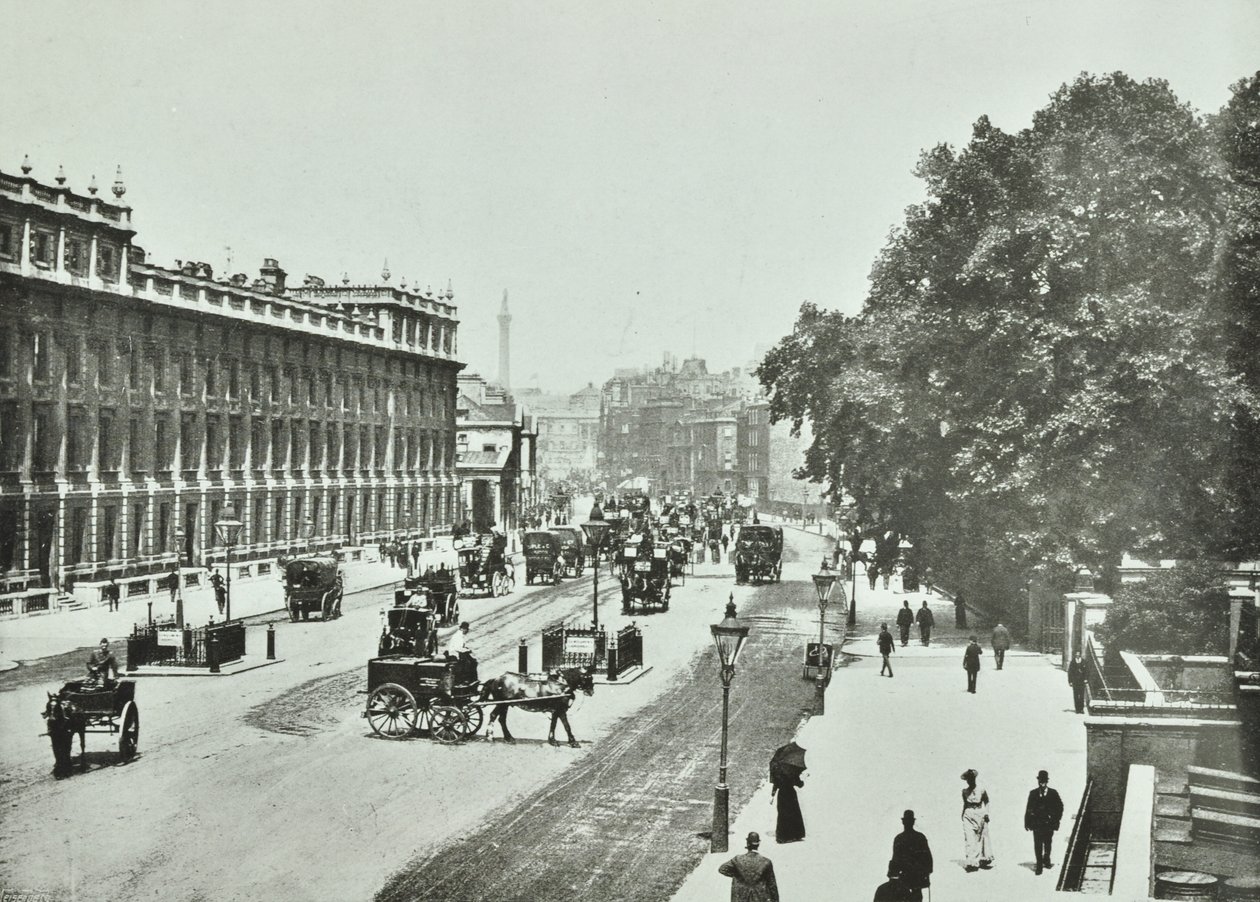 Whitehall, Westminster LB: patrząc na północ, 1890 autorstwa English Photographer