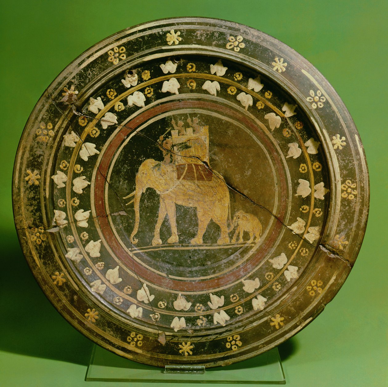Naczynie przedstawiające słonia używanego w wojnie z Kartagińczykami (ceramika) autorstwa Etruscan