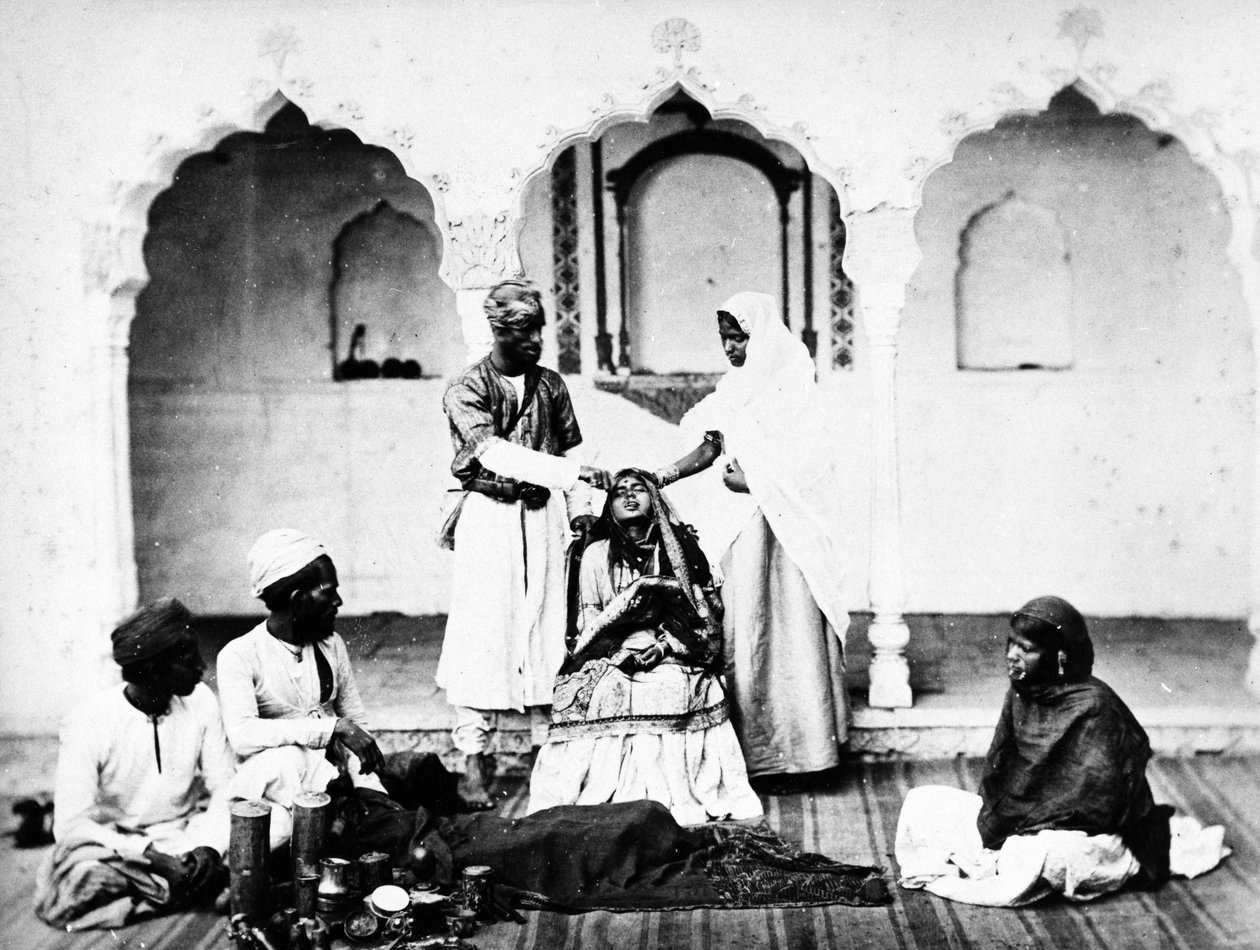 Piercing języka, ok. 1860-80 autorstwa European Photographer