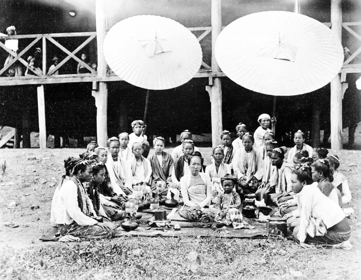 Żona i dziecko Sawbwy, Wuntho, Birma, ok. 1890 r. autorstwa Felice Beato