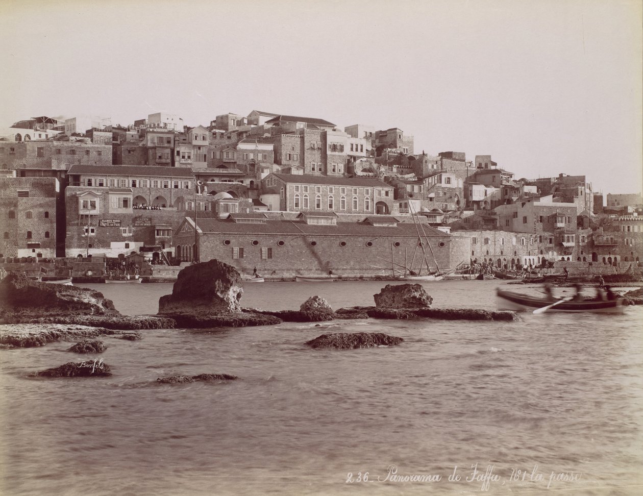 Panorama de Jaffa, ca. 1880. autorstwa Félix Bonfils