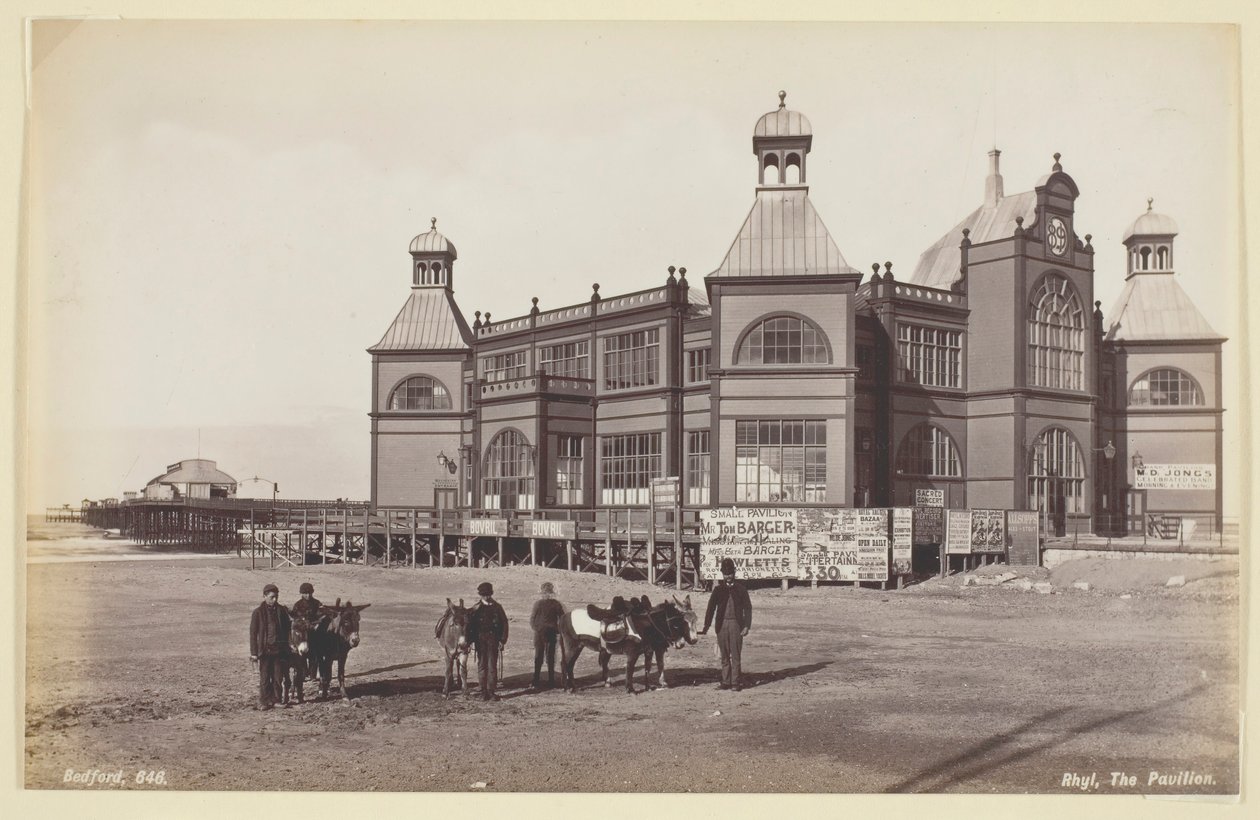 Rhyl, Pawilon, 186094. autorstwa Francis Bedford