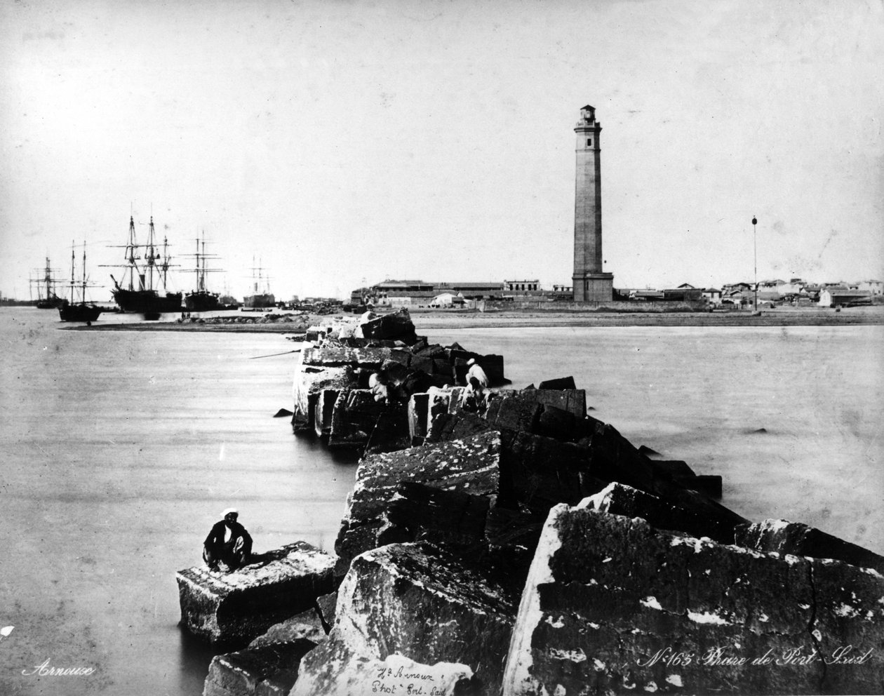Latarnia morska w Port Said, ok. 1875 r. autorstwa French Photographer